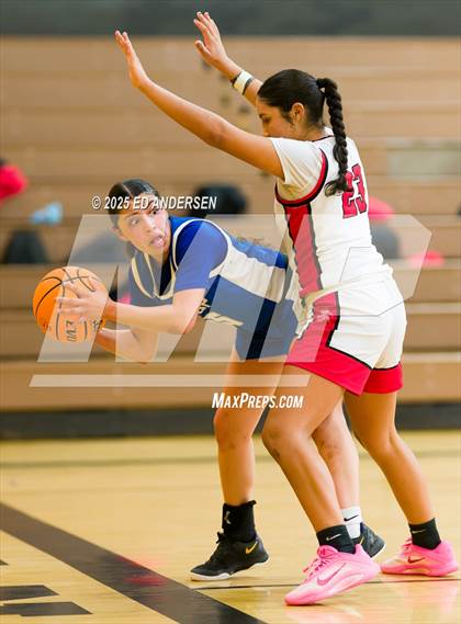 Thumbnail 1 in Pershing County vs. Bishop Union (Serpent Classic) photogallery.