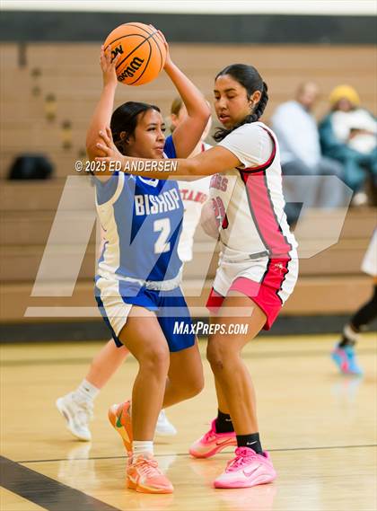 Thumbnail 3 in Pershing County vs. Bishop Union (Serpent Classic) photogallery.