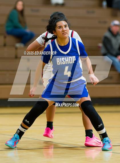 Thumbnail 3 in Pershing County vs. Bishop Union (Serpent Classic) photogallery.