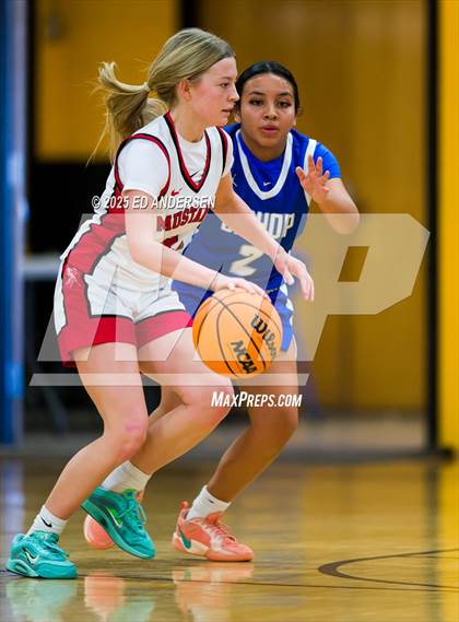 Thumbnail 1 in Pershing County vs. Bishop Union (Serpent Classic) photogallery.