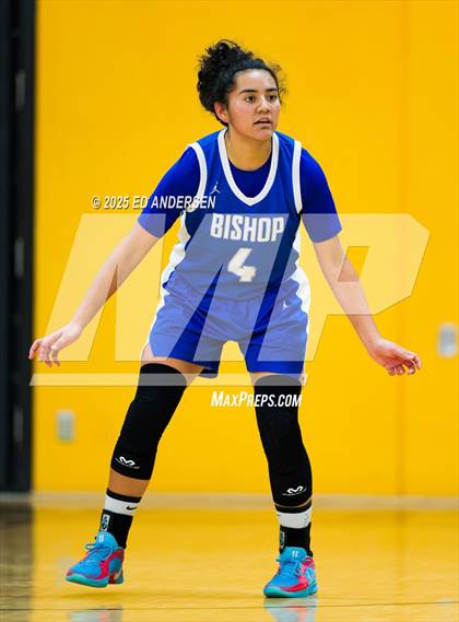 Thumbnail 1 in Pershing County vs. Bishop Union (Serpent Classic) photogallery.