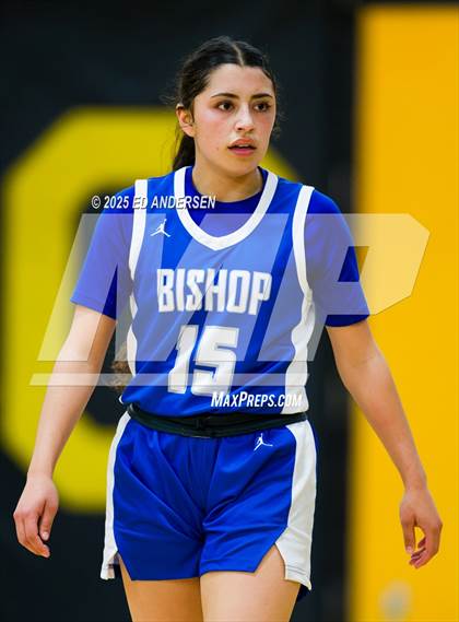 Thumbnail 3 in Pershing County vs. Bishop Union (Serpent Classic) photogallery.