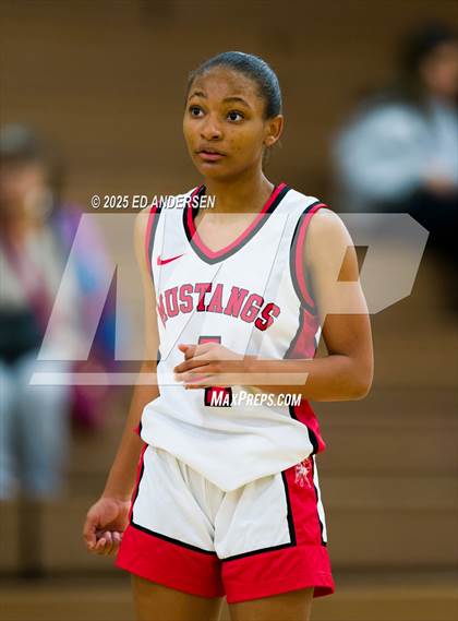 Thumbnail 1 in Pershing County vs. Bishop Union (Serpent Classic) photogallery.