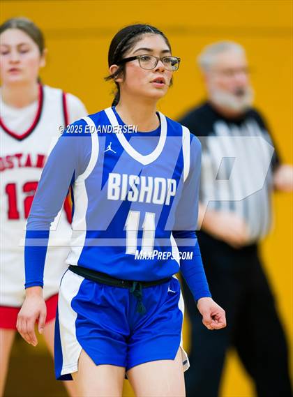 Thumbnail 3 in Pershing County vs. Bishop Union (Serpent Classic) photogallery.