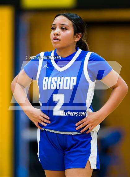 Thumbnail 3 in Pershing County vs. Bishop Union (Serpent Classic) photogallery.