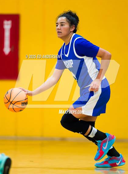 Thumbnail 1 in Pershing County vs. Bishop Union (Serpent Classic) photogallery.