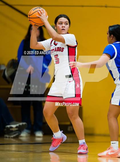 Thumbnail 3 in Pershing County vs. Bishop Union (Serpent Classic) photogallery.