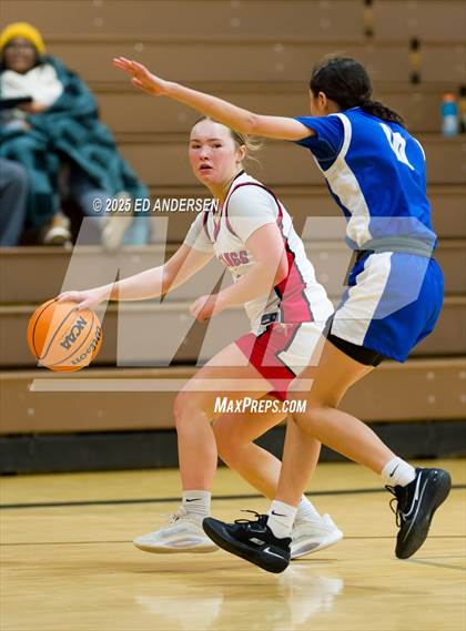 Thumbnail 2 in Pershing County vs. Bishop Union (Serpent Classic) photogallery.