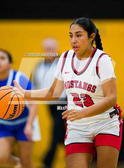 Thumbnail 2 in Pershing County vs. Bishop Union (Serpent Classic) photogallery.