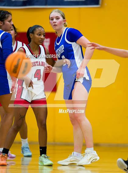 Thumbnail 1 in Pershing County vs. Bishop Union (Serpent Classic) photogallery.