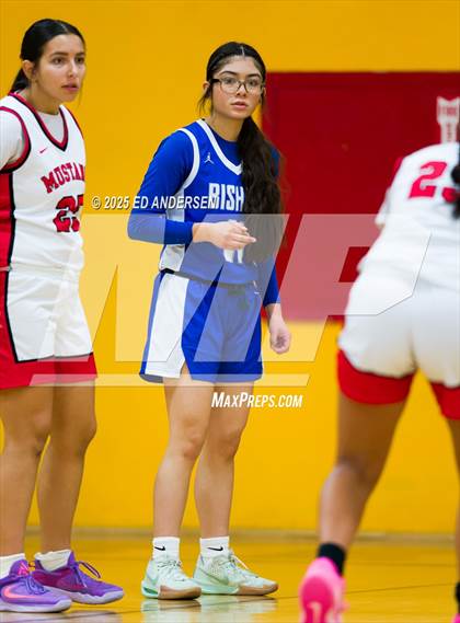 Thumbnail 1 in Pershing County vs. Bishop Union (Serpent Classic) photogallery.