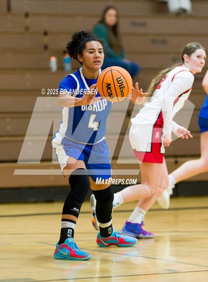 Thumbnail 3 in Pershing County vs. Bishop Union (Serpent Classic) photogallery.