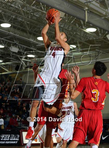 Thumbnail 2 in Harvard-Westlake vs. Palm Desert (MaxPreps Holiday Classic) photogallery.