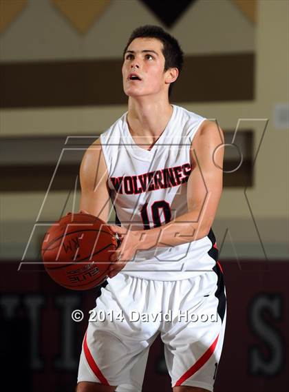 Thumbnail 2 in Harvard-Westlake vs. Palm Desert (MaxPreps Holiday Classic) photogallery.