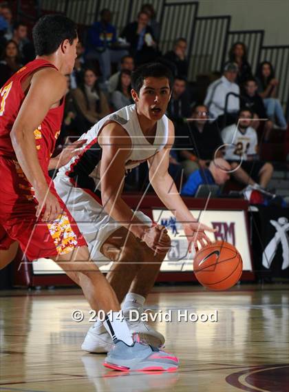 Thumbnail 3 in Harvard-Westlake vs. Palm Desert (MaxPreps Holiday Classic) photogallery.