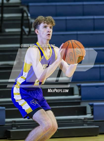 Thumbnail 2 in Kountze vs Aransas Pass (Hardin-Jefferson Basketball Marathon) photogallery.