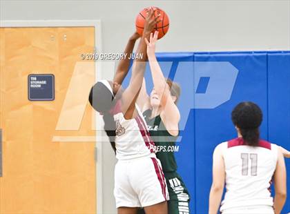 Thumbnail 2 in Archbishop Chapelle vs Destrehan (Ursuline Tournament) photogallery.