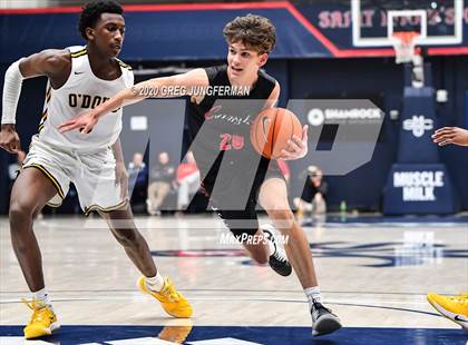Thumbnail 2 in Campolindo vs. Bishop O'Dowd (MaxPreps 23rd Annual MLK Classic) photogallery.