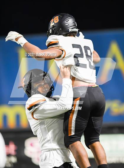 Thumbnail 2 in Desert Edge @ Salpointe Catholic (AIA 5A Semifinal) photogallery.
