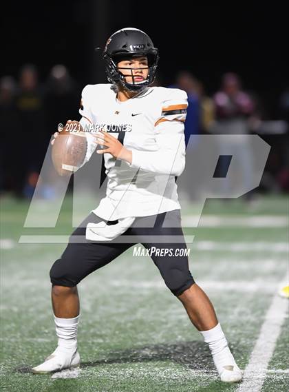 Thumbnail 3 in Desert Edge @ Salpointe Catholic (AIA 5A Semifinal) photogallery.