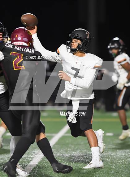 Thumbnail 2 in Desert Edge @ Salpointe Catholic (AIA 5A Semifinal) photogallery.