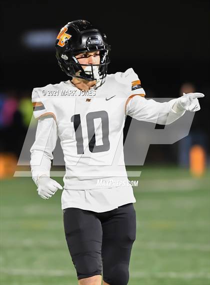 Thumbnail 2 in Desert Edge @ Salpointe Catholic (AIA 5A Semifinal) photogallery.