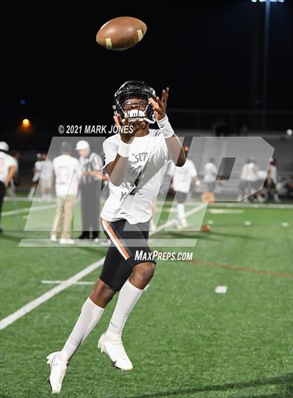 Thumbnail 3 in Desert Edge @ Salpointe Catholic (AIA 5A Semifinal) photogallery.
