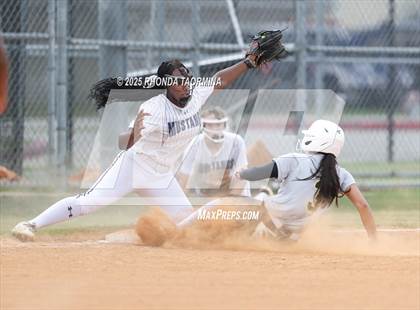Thumbnail 2 in Galena Park @ Lamar Consolidated (UIL 5A D1 Softball Bi-District) photogallery.