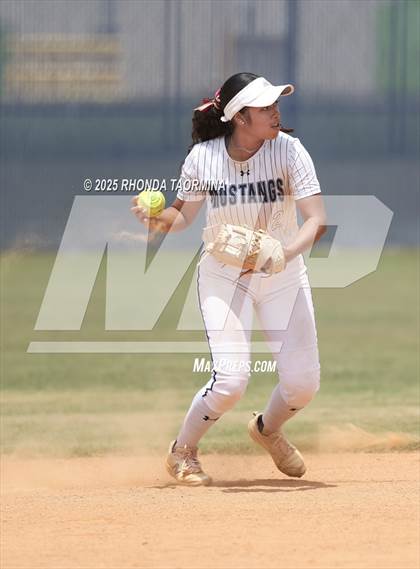 Thumbnail 3 in Galena Park @ Lamar Consolidated (UIL 5A D1 Softball Bi-District) photogallery.