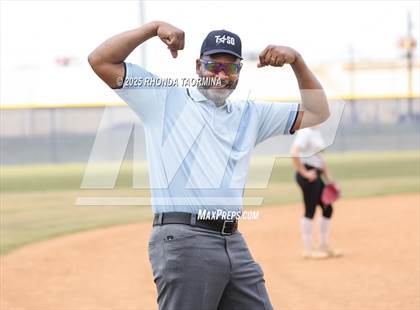 Thumbnail 1 in Galena Park @ Lamar Consolidated (UIL 5A D1 Softball Bi-District) photogallery.