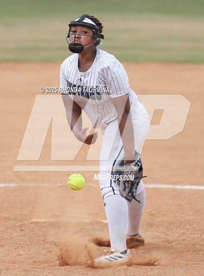 Thumbnail 2 in Galena Park @ Lamar Consolidated (UIL 5A D1 Softball Bi-District) photogallery.