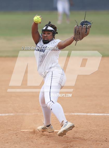 Thumbnail 1 in Galena Park @ Lamar Consolidated (UIL 5A D1 Softball Bi-District) photogallery.