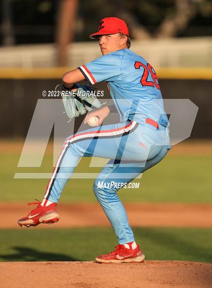 Thumbnail 2 in Camarillo vs Maranatha photogallery.