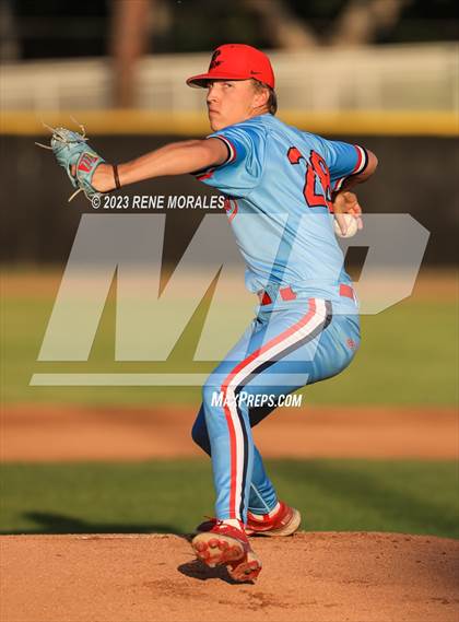 Thumbnail 1 in Camarillo vs Maranatha photogallery.
