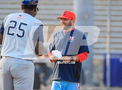 Thumbnail 1 in Camarillo vs Maranatha photogallery.