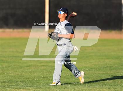 Thumbnail 2 in Camarillo vs Maranatha photogallery.