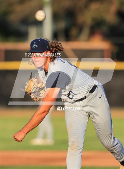 Thumbnail 3 in Camarillo vs Maranatha photogallery.