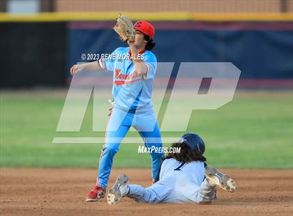 Thumbnail 1 in Camarillo vs Maranatha photogallery.