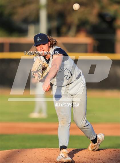 Thumbnail 2 in Camarillo vs Maranatha photogallery.