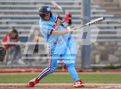 Thumbnail 2 in Camarillo vs Maranatha photogallery.