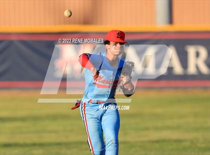 Thumbnail 2 in Camarillo vs Maranatha photogallery.