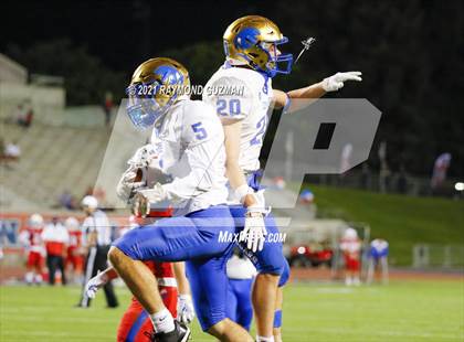 Thumbnail 1 in Clovis @ Buchanan photogallery.
