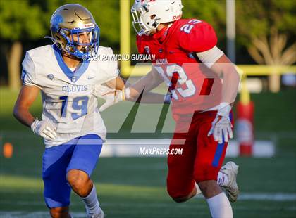 Thumbnail 1 in Clovis @ Buchanan photogallery.