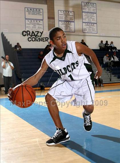 Thumbnail 3 in Twentynine Palms vs. Durango (MLK Hoops Shootout) photogallery.