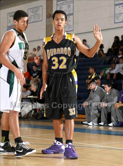 Thumbnail 3 in Twentynine Palms vs. Durango (MLK Hoops Shootout) photogallery.