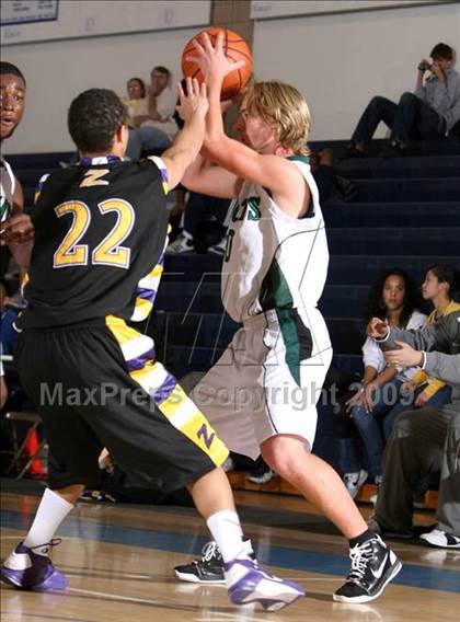 Thumbnail 2 in Twentynine Palms vs. Durango (MLK Hoops Shootout) photogallery.