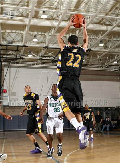 Thumbnail 3 in Twentynine Palms vs. Durango (MLK Hoops Shootout) photogallery.
