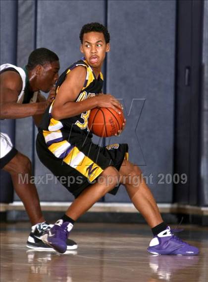 Thumbnail 1 in Twentynine Palms vs. Durango (MLK Hoops Shootout) photogallery.