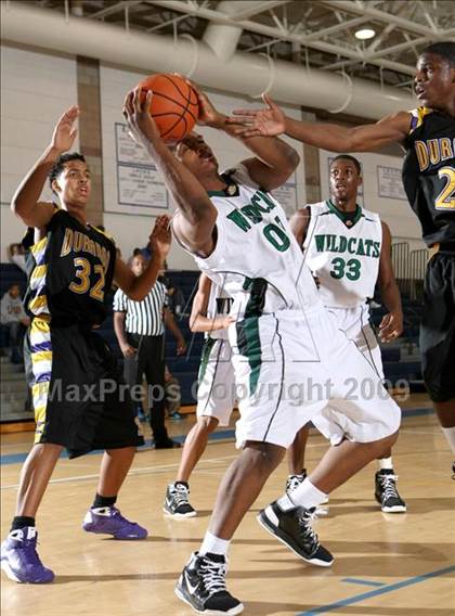 Thumbnail 2 in Twentynine Palms vs. Durango (MLK Hoops Shootout) photogallery.