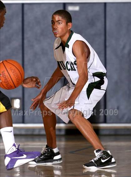 Thumbnail 1 in Twentynine Palms vs. Durango (MLK Hoops Shootout) photogallery.